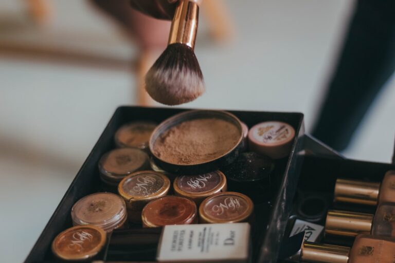 The Ultimate Guide to Choosing Quality Salon Products Online